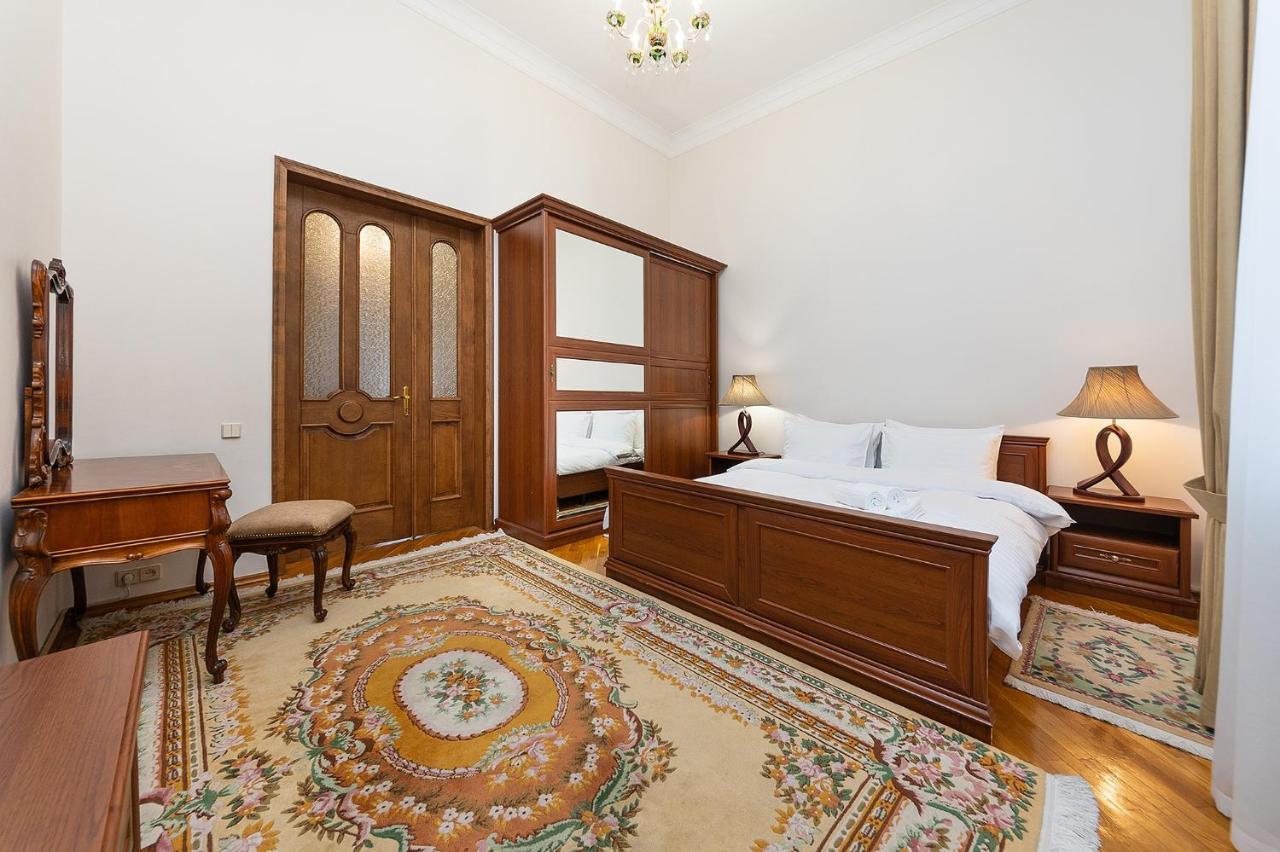 Kiev 24 Apartments Екстер'єр фото