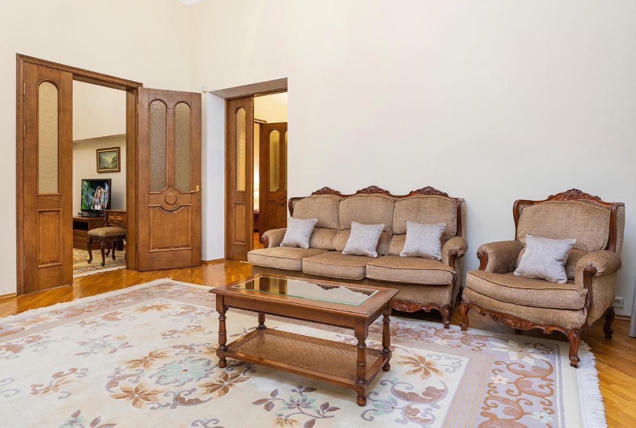 Kiev 24 Apartments Екстер'єр фото