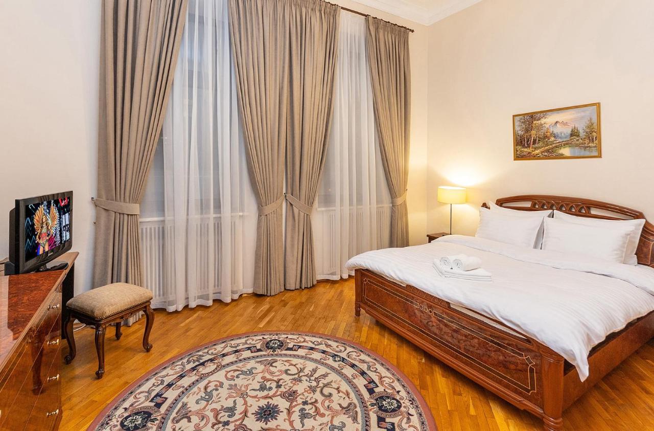 Kiev 24 Apartments Екстер'єр фото