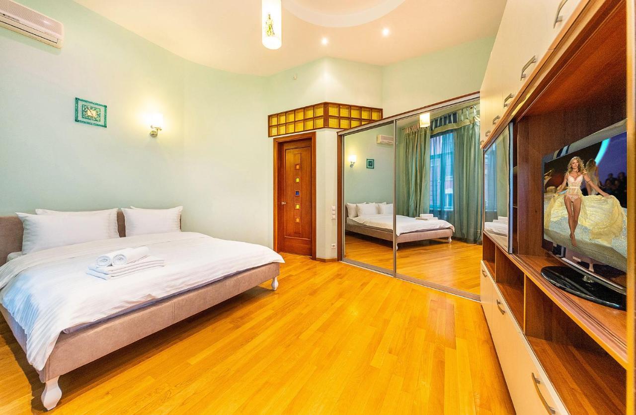 Kiev 24 Apartments Екстер'єр фото